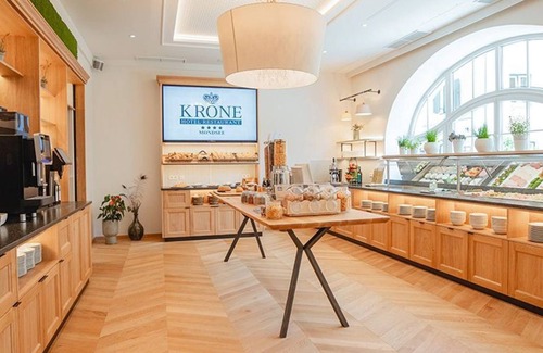 Mondsee House | Classic double room with balcony - Hotel Krone