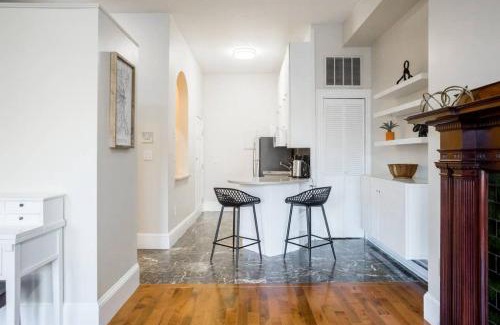 Fenway–Kenmore Apartment | Classic furnished 1BR in Fenway in Brownstone Bldg