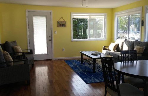 Loveladies House | Classic Lagoon Front House-Perfect for Boaters & Beach Lovers!