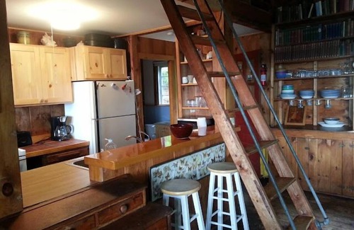 Tuftonboro Cabin | Classic Lake Winnipesaukee Camp