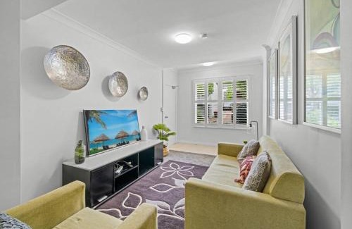 Ultimo Apartment | Classic Metro 3 Level Terrace