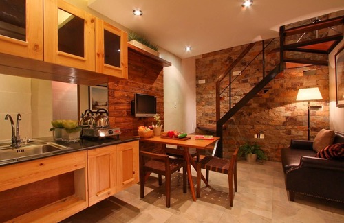 Bagumbayan Condo | Classic Modern Condo