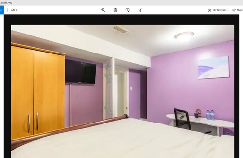 Aylmer Bed & Breakfast | Classic One Bedroom In a Cozy Basement Unit.