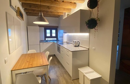 La Ribera Apartment | Classic Palau Apartments