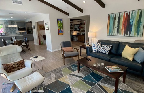 Racquet Club West House | Classic Palm Springs winter retreat with private pool, mountain views