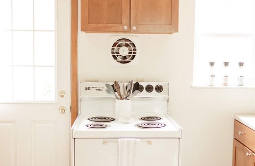 Westerville Apartment | Classic, Peaceful Flat in Great Location!