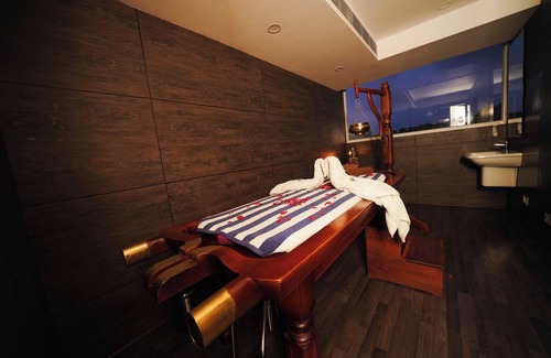 Alappuzha Hotel | Classic Regency