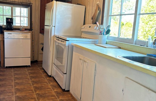 Sauble Beach Cottage | Classic Sauble Cottage- River directly behind, beach right across the street!