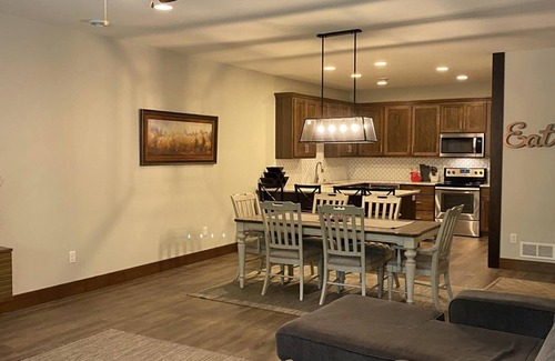 Crosslake Condo | Classic, Stylish 2 Bd 2 Ba Lake Condo on Cross Lake