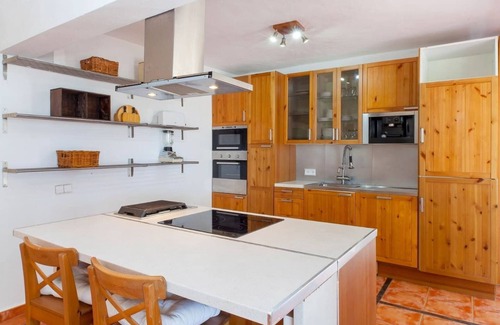 Cala Vadella Villa | Classic Villa for 12- Pool, BBQ, big outdoor area
