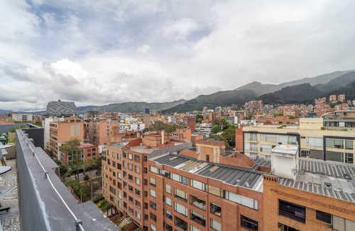Antiguo Country Apartment | Classy Loft in Parque Virrey