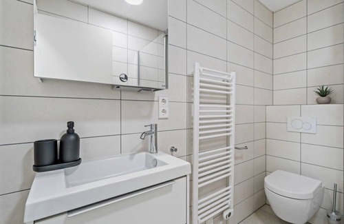 Esch-sur-Alzette Apartment | Classy Studio next to Belval Shopping Plaza