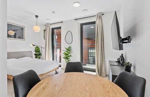 Esch-sur-Alzette Apartment | Classy Studio next to Belval Shopping Plaza