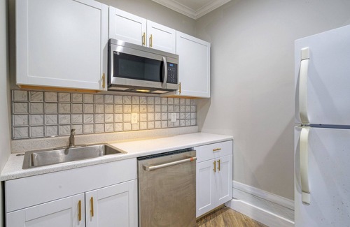 North Austin Civic Association Apartment | Classy studio perfect small apartment