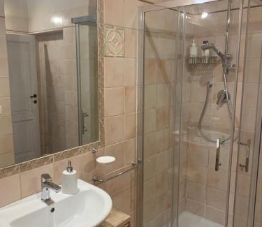 Sarteano House | Claves Claustri - Camere in appartamento storico