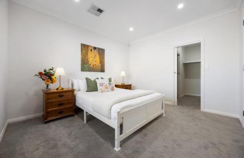 Torrensville Apartment | Clay and Clover