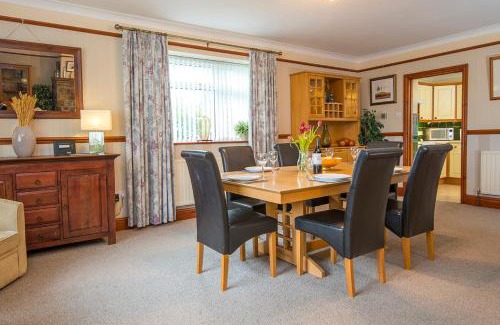 Kilgetty House | Clayford Cottage