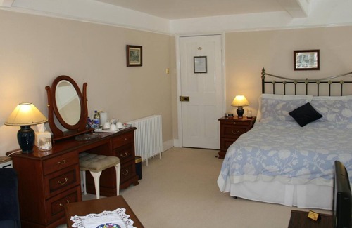 New Forest District Bed & Breakfast | Clayhill House Bed & Breakfast