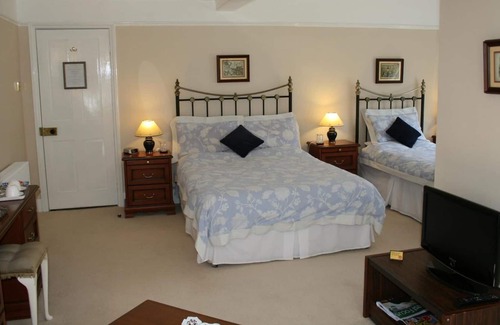 New Forest District Bed & Breakfast | Clayhill House Bed & Breakfast