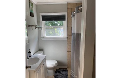 Trenton House | Clean 3 bedroom 2 bath home. Remodeled.