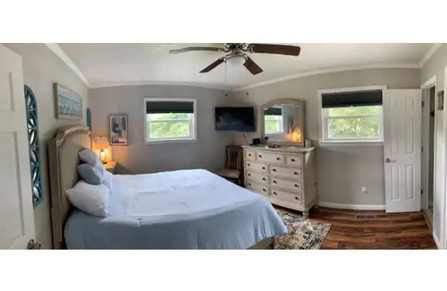 Trenton House | Clean 3 bedroom 2 bath home. Remodeled.
