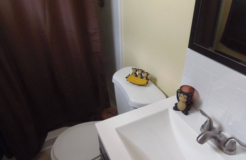 Seaside Heights Cottage | Clean affordable 1 bdrm beach block. 2 beach badges included STR # 2180