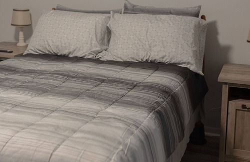 Crawfordsville Apartment | Clean and fresh