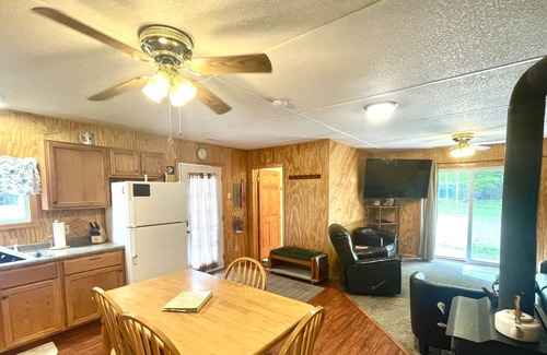 Park Falls House | Clean, fully stocked Cabin with water frontage on the gorgeous Pike Lake Chain