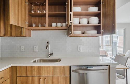 Chinatown Apartment | Clean Mount Vernon 1BR w/Gym & Pool, near Arena & Museum, by Blueground