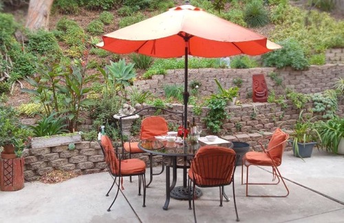 Vista House | Clean Private Bedroom,Bathroom. Private entrance. Lovely Gated Neighborhood.