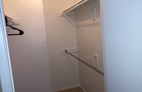 Dallas Apartment | Clean, Private & Comfortable 1 Bedroom 1 Bath Apt