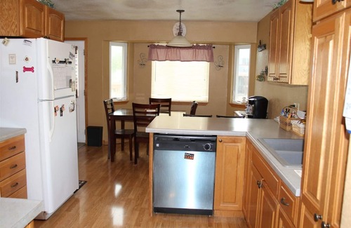 Summerset House | clean, quite, 20 miles from Sturgis.