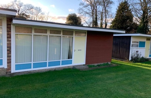 Cromer Ski Chalet | Clean, well equipped chalet within walking distance of Cromer's beautiful beach