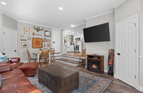 Hendersonville House | Clear Creek Retreat - Pet Friendly, King Bed, Hot Tub, Game Room, Fire Pit