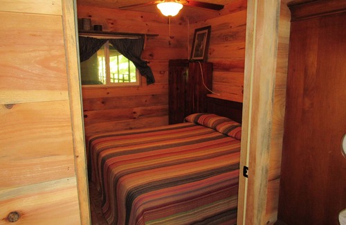 Ozone Cabin | Clear View Retreat: Family Cabin #2