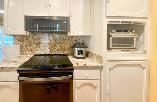 Clear Lake House | Clearlake Canal Front Home, Dog-friendly & Sauna