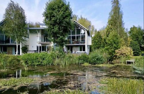 Cirencester House | Clearwater 86, Clouds Keep P