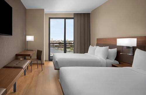 Clearwater Beach Hotel | Clearwater Beach Getaway! Charming Suite with Rooftop Pool