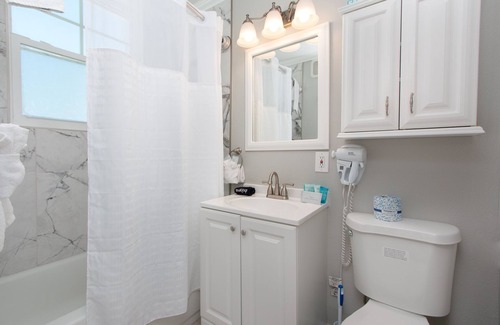 Clearwater Beach Condo | Clearwater Beach Suites 204 1 Bedroom Condo by RedAwning