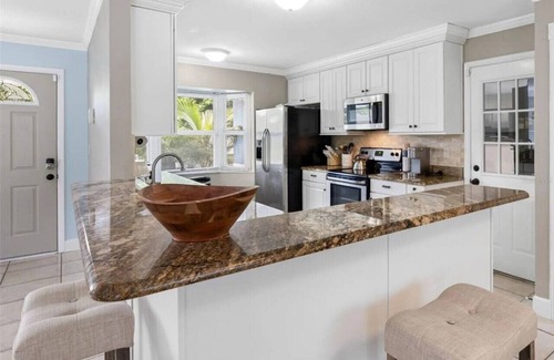 Highpoint Villa | Clearwater House 3 bedrooms-pool