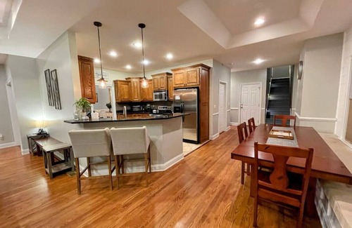 Central House | Clemson Lake Keowee Area Getaway