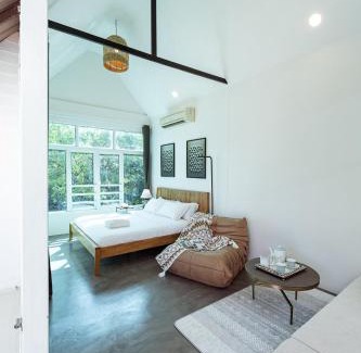Chiang Mai Villa | CLEOPATRA POOL VILLA I Prime Location - Near The Famous Night Bazzar, 5 Minutes from the old city I Daily Housekeeping