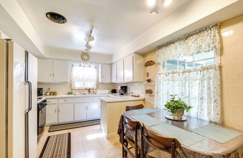 Cleveland House | Cleveland Heights Home w/Sunroom: Park Across St!