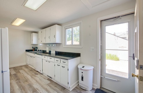 Cleveland Cottage | Cleveland Home w/Fenced Yard ~ 10 Mi to Downtown!