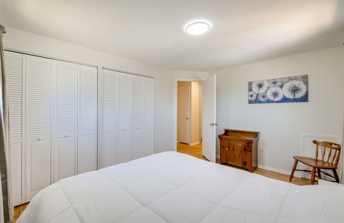Cleveland Cottage | Cleveland Vacation Rental: Minutes to Downtown!