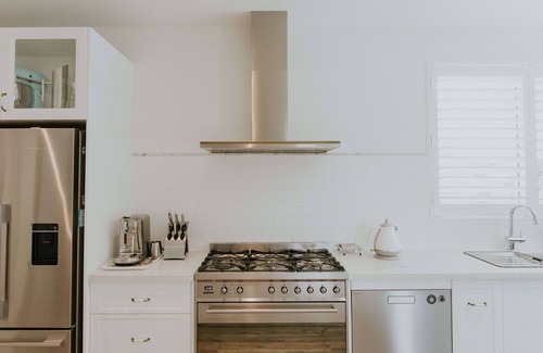Yallingup House | Cliff Beach House, luxury Yallingup accommodation in secluded private estate