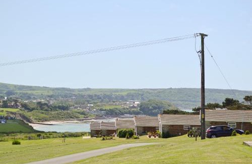 Freshwater House | Cliff End