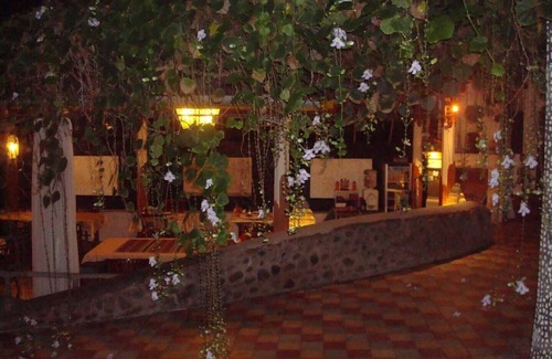 Subagan House | Cliff House on Bali is Unique, above the ocean, the sound of the waves – Unit 7