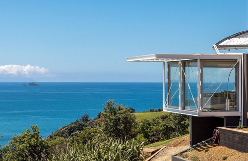 Matiatia Bay House | Cliff seated with fabulous sea views, a solar heated pool and a new spa pool!