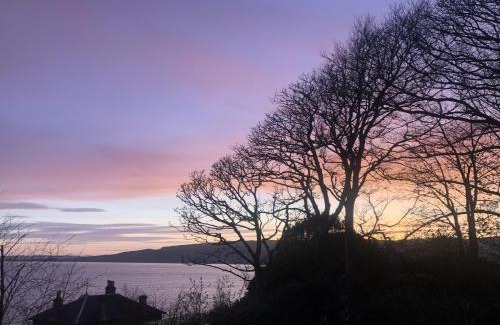 Wemyss Bay House | Cliff Top - Bubbling Springs